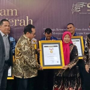 Umi Sjarifah Raih Anugerah SMSI 2026, Dinobatkan sebagai Tokoh Inspiratif Indonesia di Dunia Pers