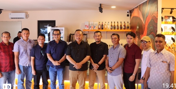 Wakapolres Ketapang Hadiri Grand Opening Teduh Coffee & Eatery