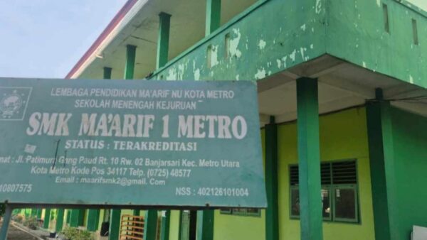 Gedung SMKS Maarif 1 Metro yang menjadi perhatian terkait pengelolaan dana BOSP selama periode 2020–2026.