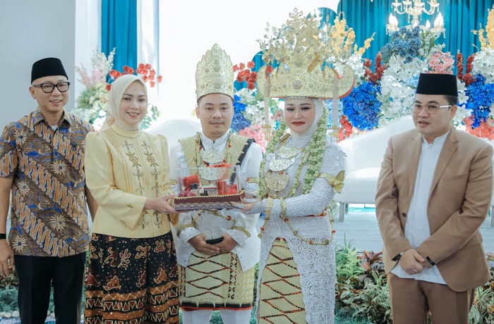 31 Pasangan Ikuti Nikah Massal Begawi Cinta Lampung 2026