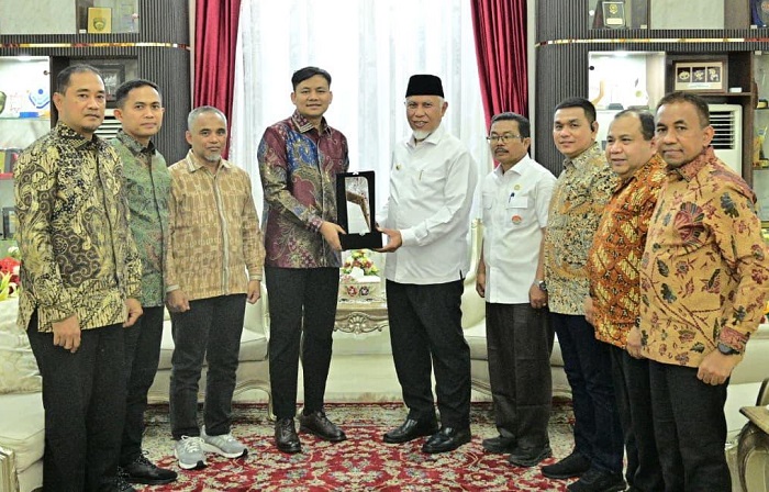 Audiensi dengan Gubernur Sumbar, PTPN IV PalmCo Perkuat Harmonisasi Operasional Perkebunan
