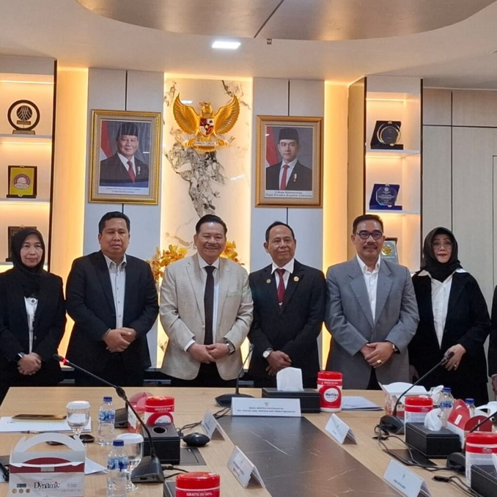BERSAMA dan Kemenko Hukum-HAM Bahas Pencegahan Narkoba, Siapkan Relawan Anti Narkotika hingga Tingkat Desa