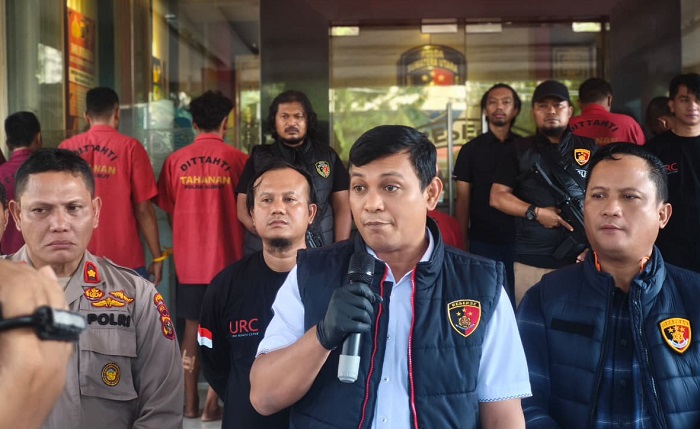 Bongkar Komplotan Pencuri Mobil L300
