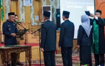 Bupati Sarolangun Rotasi Tiga Pejabat Eselon II