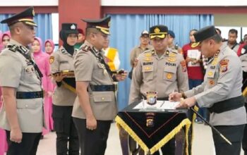 Kapolda Riau Pimpin Sertijab PJU dan Kapolres, AKBP Aldi Alfa Faroqi Resmi Jabat Kapolres Rokan Hilir
