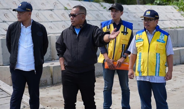 Kementerian PU Bangun Pengaman Pantai Lampu Satu Merauke