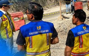 Kepala BPJN NTT Tinjau Penanganan Longsor Ruas Soe–Niki-Niki