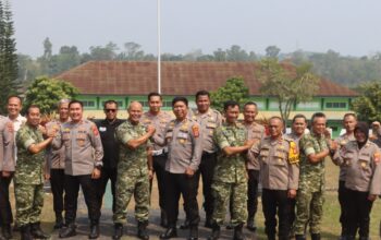 Perkuat Kolaborasi, Kapolres Sukabumi Kunjungi Kodim 0622 dan Pengadilan Negeri Cibadak