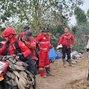 Polsek Matan Hilir Utara Perkuat Patroli Terpadu Cegah Karhutla Bersama Manggala Agni