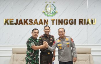 Silaturahmi Kapolda Riau ke Kejati, Tegaskan Komitmen Penegakan Hukum Profesional dan Berintegritas