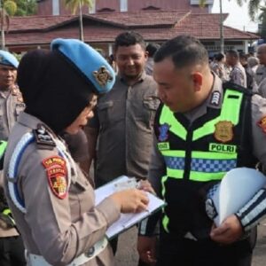 Sipropam Polres Ketapang Gelar Gaktibplin Rutin, Periksa Disiplin dan Kelengkapan Personel