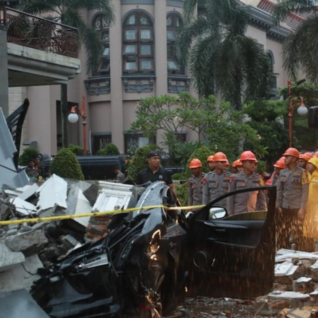 Tim Jibom, KBR, dan SAR Brimob Diterjunkan Tangani Ledakan Rumah di Medan Polonia
