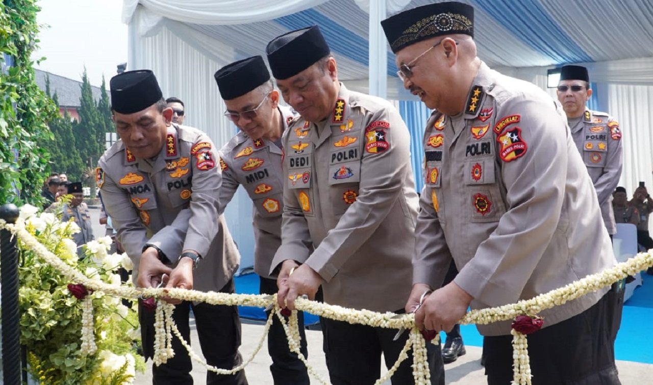 Wakapolri Resmikan Revitalisasi Masjid Panggilan Sujud