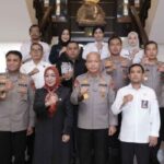 Anggota DPD RI Ade Yuliasih saat melakukan kunjungan kerja ke Polda Banten dan bertemu Kapolda Banten Irjen Pol Hengki.