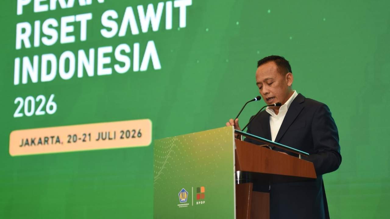 Direktur Utama PTPN IV PalmCo Jatmiko K. Santosa menyampaikan paparan pada pembukaan PERISAI 2026 di Jakarta mengenai strategi peningkatan produktivitas kelapa sawit.