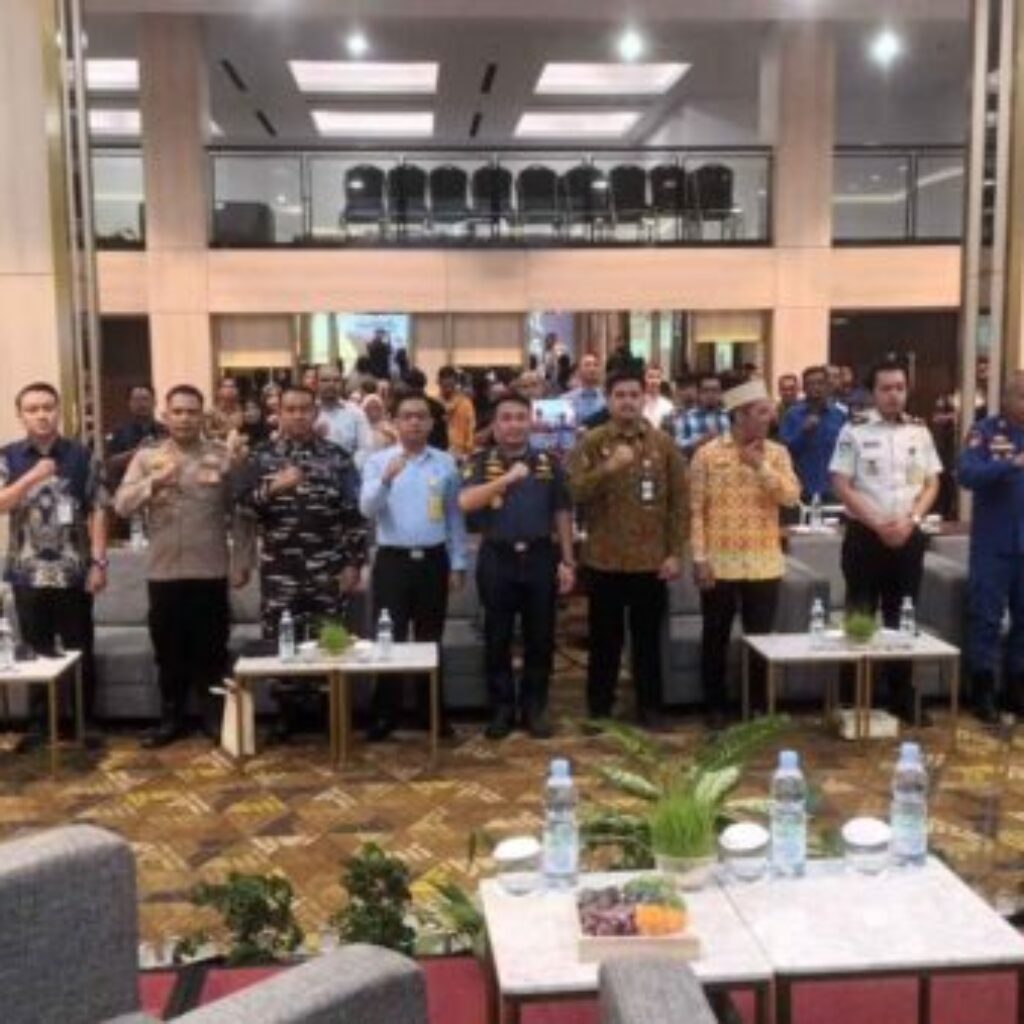 Satpolairud Polres Ketapang Hadiri FGD Keselamatan Pelayaran di Pelabuhan Kendawangan