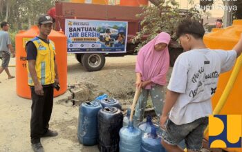 185 KK di Nabire Kesulitan Air Bersih, Kementerian PU Salurkan 9.200 Liter