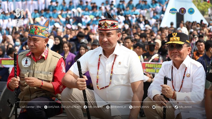 3.333 Peserta Deklarasi Perang Melawan Narkoba di Palangka Raya