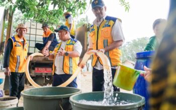 BBWS C3 Salurkan 298 Ribu Liter Air Bersih Atasi Kekeringan di Banten