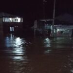Banjir Rendam Desa Ie Mirah Aceh Barat Daya, Dua Pengendara Motor Sempat Hanyut