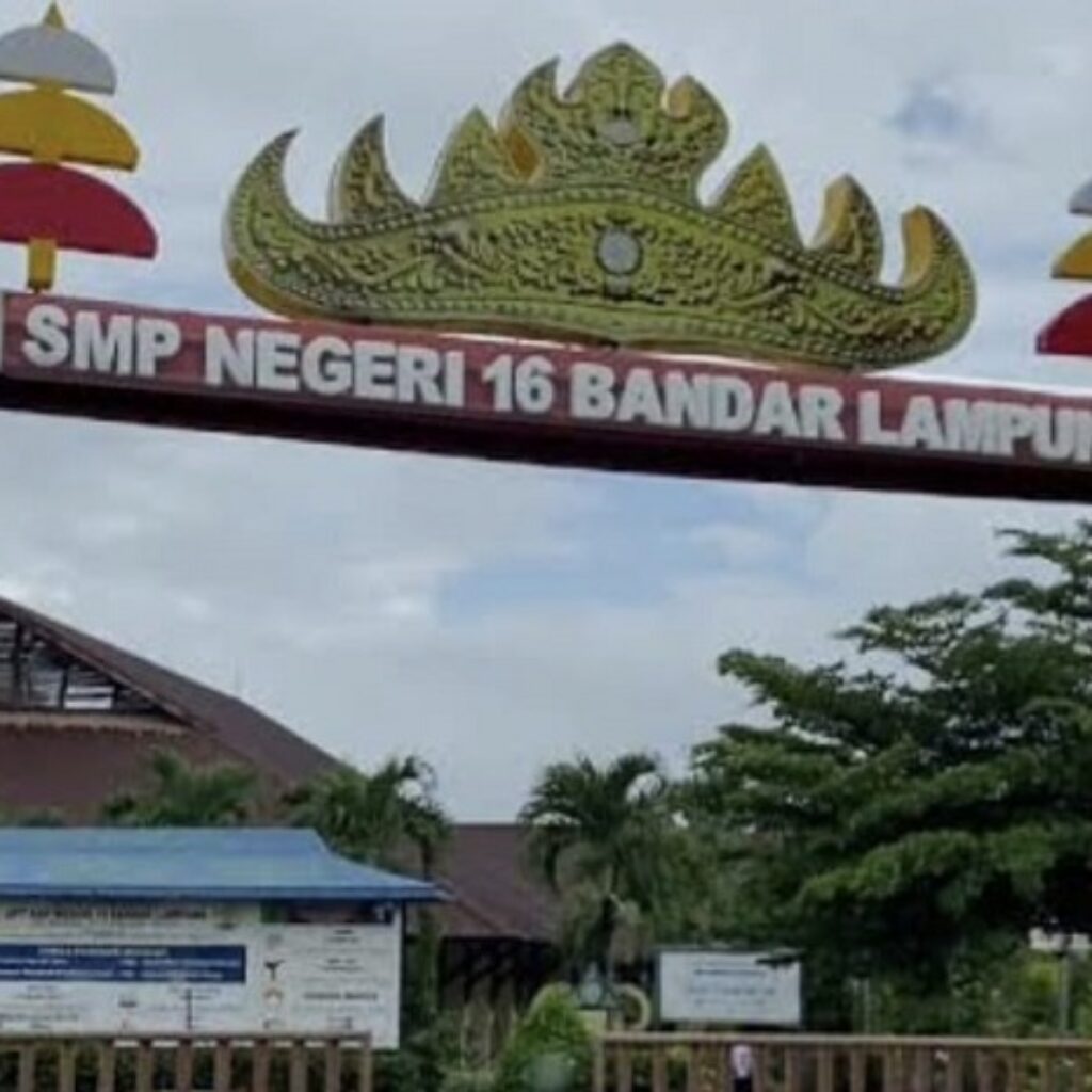 Dana BOS SMPN 16 Bandar Lampung Rp4,43 Miliar Jadi Sorotan, Kepala Sekolah Bungkam Belum Berikan Klarifikasi