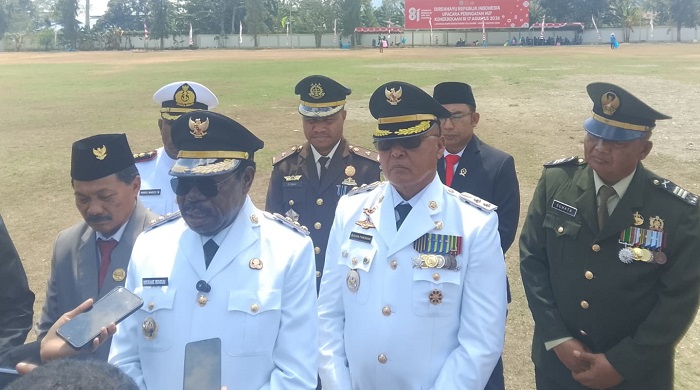 Di HUT Ke-81 RI, Bupati Nabire Ingatkan Warga Tak Bakar Hutan dan Jaga Keamanan