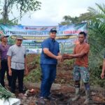 Dorong Ekonomi Warga, PTPN IV PalmCo Salurkan 1.500 Bibit Nanas di Tanjung Jabung Timur
