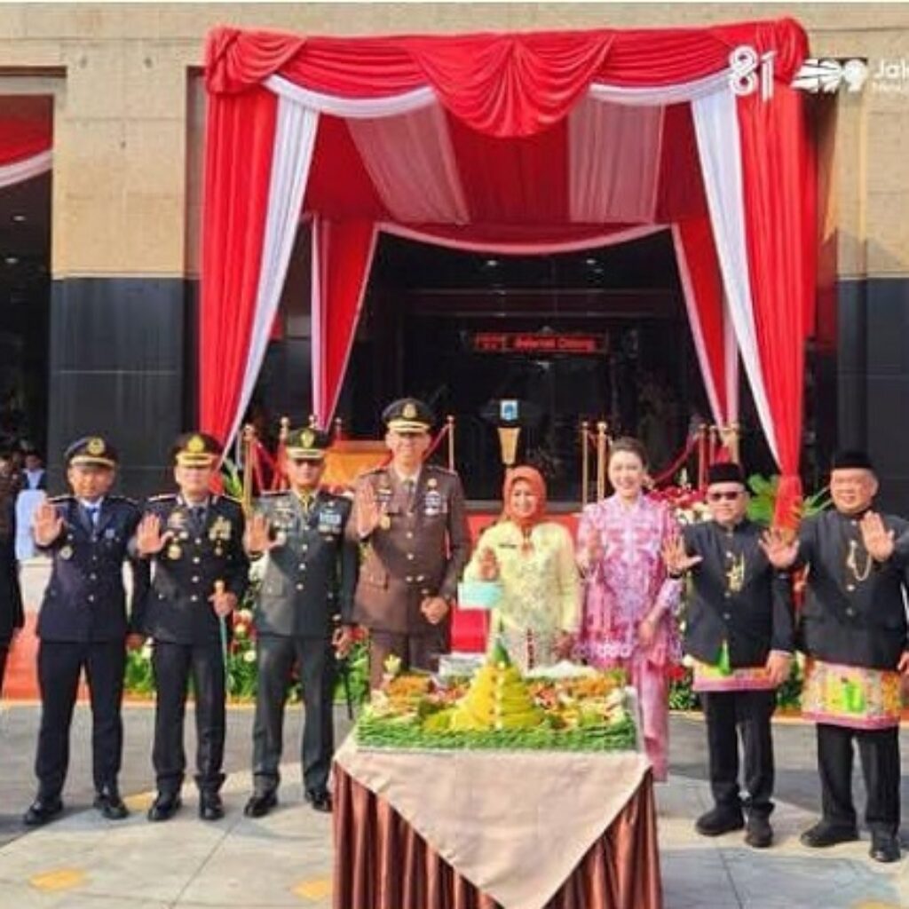 Hadiri Upacara HUT Ke-81 RI, Kantah Jakarta Barat Perkuat Sinergi Layanan Pertanahan Dukung Jakarta Kota Global