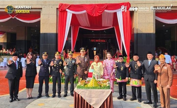 Hadiri Upacara HUT Ke-81 RI, Kantah Jakarta Barat Perkuat Sinergi Layanan Pertanahan Dukung Jakarta Kota Global