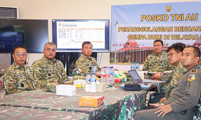 Hari ke-7 Pascagempa NTT, TNI AU Terbangkan Bantuan ke Labuan Bajo dan Maumere