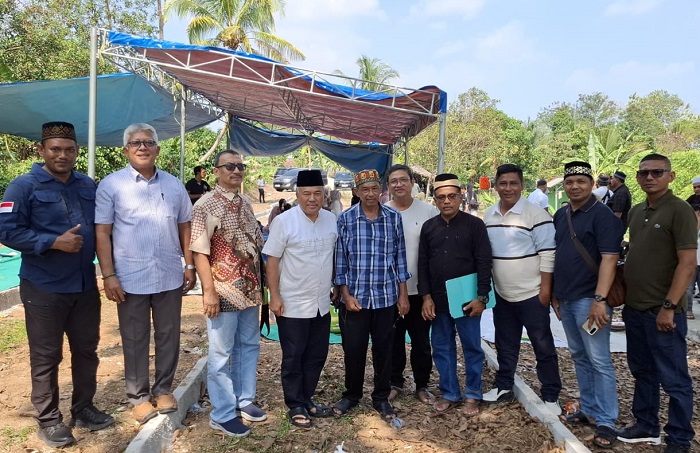 Jamaah Majelis Jakarta Sambangi Makam Warga Aceh di Cikeusal Serang