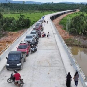 Jembatan Nibung Rampung, Akses Jalan Menuju Biduk-Biduk Masih Rusak, Warga Minta Pemprov Kaltim Segera Bertindak