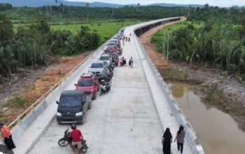Jembatan Nibung Rampung, Akses Jalan Menuju Biduk-Biduk Masih Rusak, Warga Minta Pemprov Kaltim Segera Bertindak