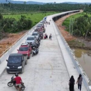 Jembatan Nibung Rampung, Akses Jalan Menuju Biduk-Biduk Masih Rusak, Warga Minta Pemprov Kaltim Segera Bertindak
