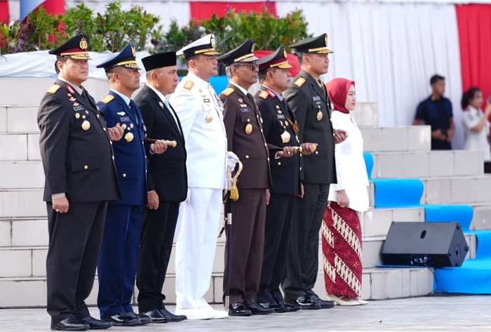 Kapolda Sumut Hadiri Upacara HUT ke-81 RI di Lapangan Astaka