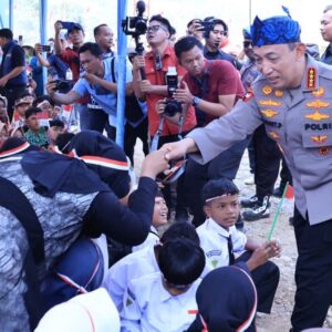 Kapolri Resmikan 895 Jembatan Merah Putih Presisi, Manfaatkan Akses untuk 2 Juta Warga