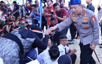 Kapolri Resmikan 895 Jembatan Merah Putih Presisi, Manfaatkan Akses untuk 2 Juta Warga