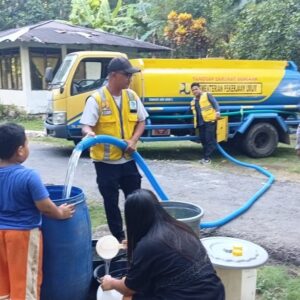 Kekeringan Melanda Sangihe, Kementerian PU Kerahkan 2 Mobil Tangki dan Sarana Air Bersih