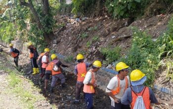 Kementerian PU Bersihkan Sedimentasi Irigasi Tukad Saba Buleleng