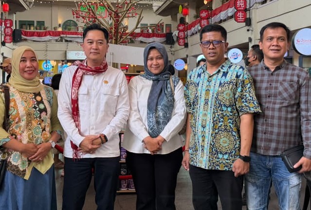 Kevin Wu Buka Posko Pelayanan 3-in-1 di Glodok