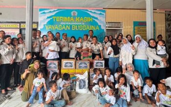 Lapas Kelas I Bandar Lampung Bagikan Sembako untuk Keluarga Warga Binaan dan Masyarakat