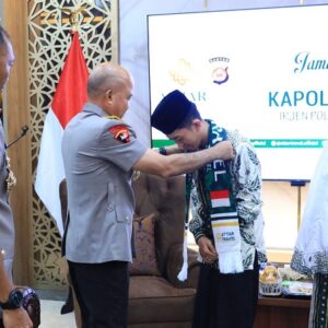 Lepas 7 Personel untuk Umrah, Kapolda Banten: Titip Doa bagi Masyarakat