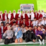 Mahasiswa KKM Universitas Bina Bangsa dan HIMAPSI Edukasi Bahaya Pernikahan Dini kepada Siswa MAN 1 Serang