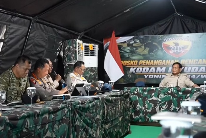 Menteri PU Laporkan Jalan Nasional Flores Kembali Pulih Pascagempa M7,7
