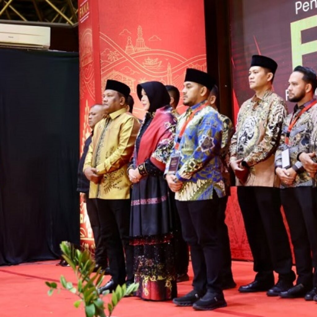 Pengurus Forum KKA Dikukuhkan, Wagub Aceh Titip 3 Aspirasi ke Wamendagri