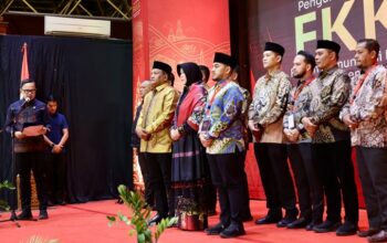 Pengurus Forum KKA Dikukuhkan, Wagub Aceh Titip 3 Aspirasi ke Wamendagri