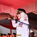 Pimpin Upacara HUT ke-81 RI, Bupati Pesawaran Nanda Indira Minta Veteran Diperhatikan dan Dihormati