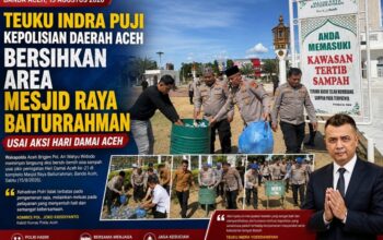 Polda Aceh Turun Tangan Bersihkan Masjid Raya Baiturrahman