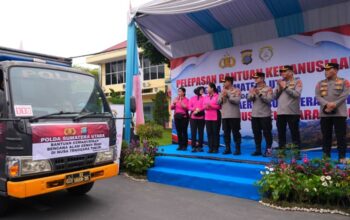 Polda Sumut Kirim 25 Ton Bantuan Korban Gempa NTT, Diangkut 5 Truk