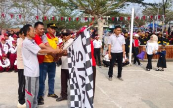 Semarakan HUT ke-81 RI, Kecamatan Cirinten Gelar Gerak Jalan Diikuti 64 Regu